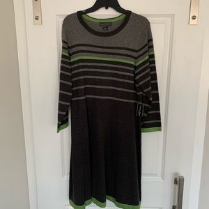 NWT- Jessica Howard Women’s Knit Dress